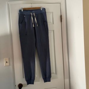 Women’s figs Zamora jogger scrubs in denim